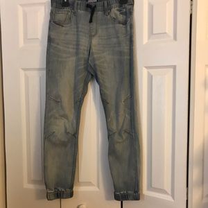Levi's Bottoms - Boys Levi’s joggers size 16 Levi's Bottoms - Boys Levi’s joggers size 16